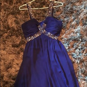 Cache size 6 dress